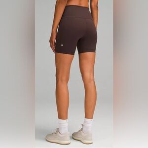 Lululemon Wunder Train High-Rise Short, 6”, Size 8